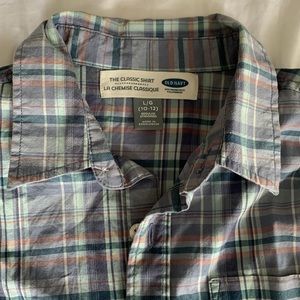 Old Navy plaid button down shirt. Great for summer!